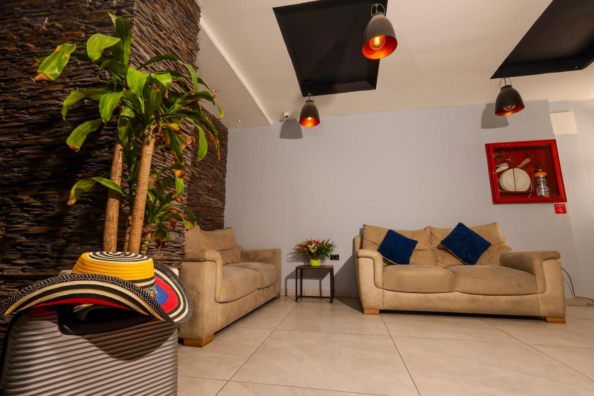 Hotel Htl Bogota Exterior photo